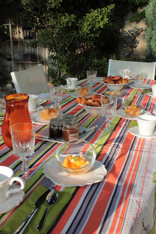 Mas De La Douceur Bed & Breakfast Saint-Andiol Exterior foto