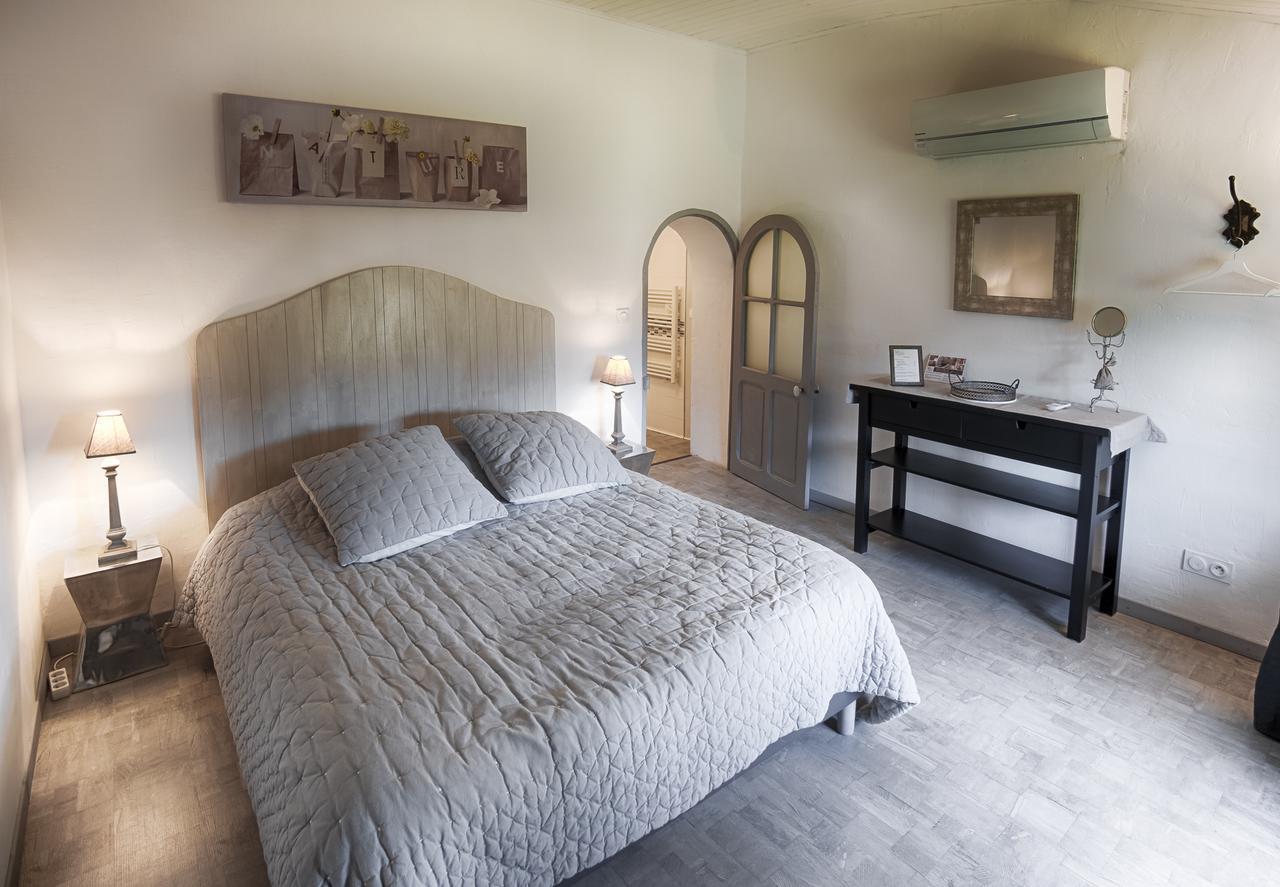 Mas De La Douceur Bed & Breakfast Saint-Andiol Exterior foto
