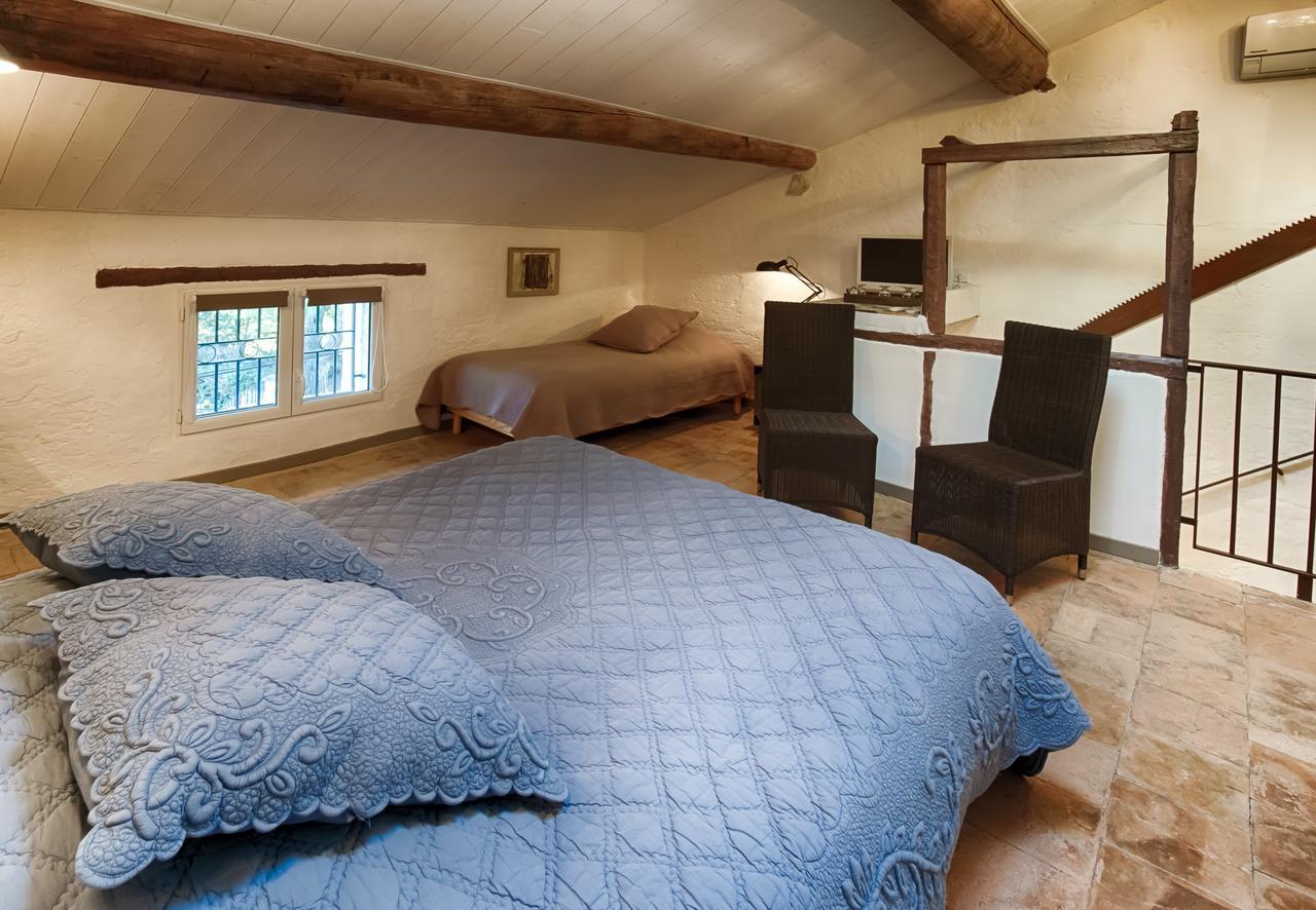 Mas De La Douceur Bed & Breakfast Saint-Andiol Exterior foto